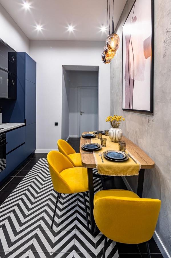 Apartmán Куліша 12 Lvov Exteriér fotografie
